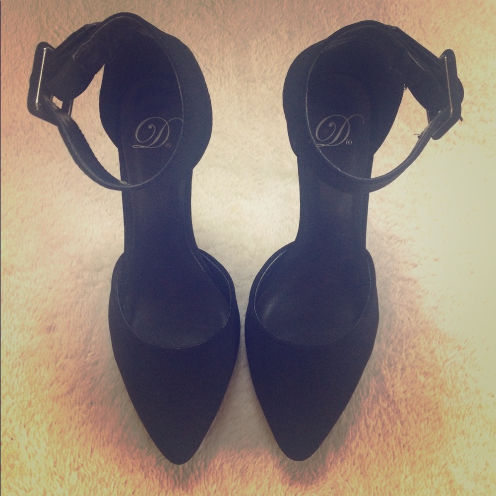 ❤️Delicious | Pointed Toe Ankle Cuff Heel