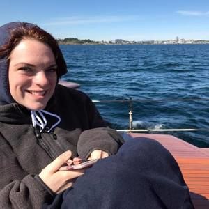 Meet your Posher, Carolyn