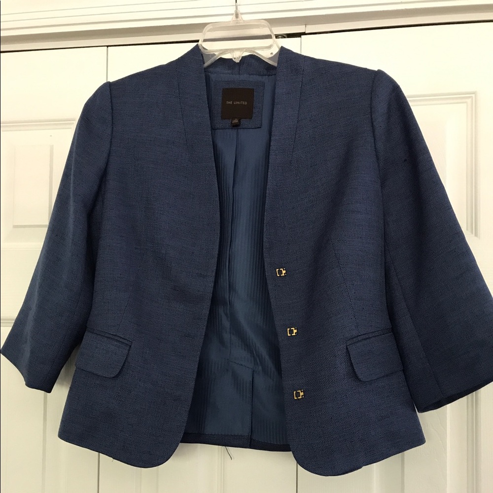 Collarless Blazer