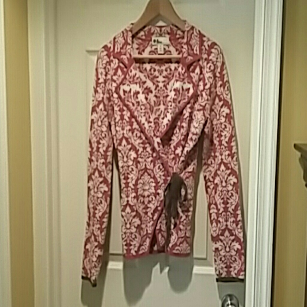 Pink and cream neve designs  cotton sweater.