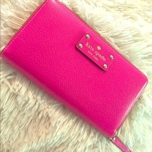 Kate Spade zip wallet