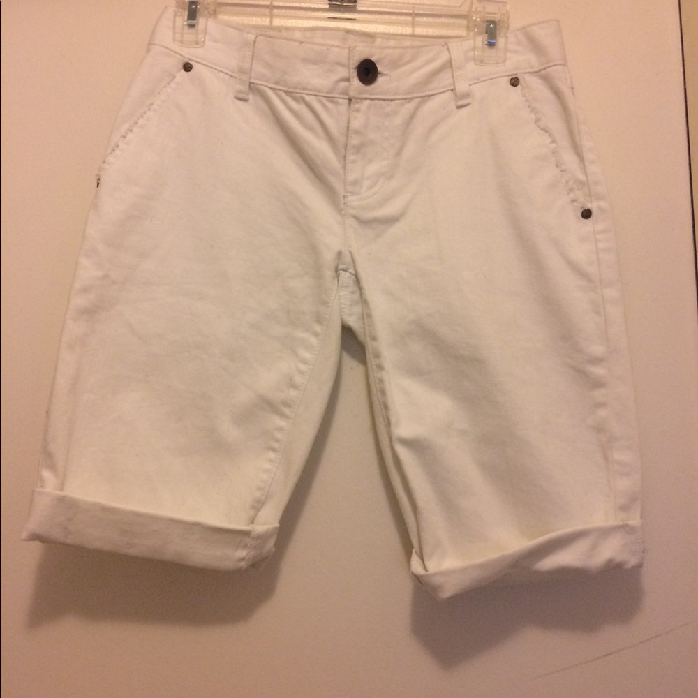 White knee length shorts