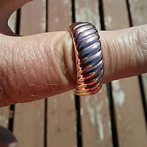 Rose gold milor ring