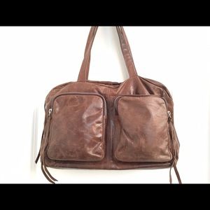 Latico Leathers double pocket shoulder tote
