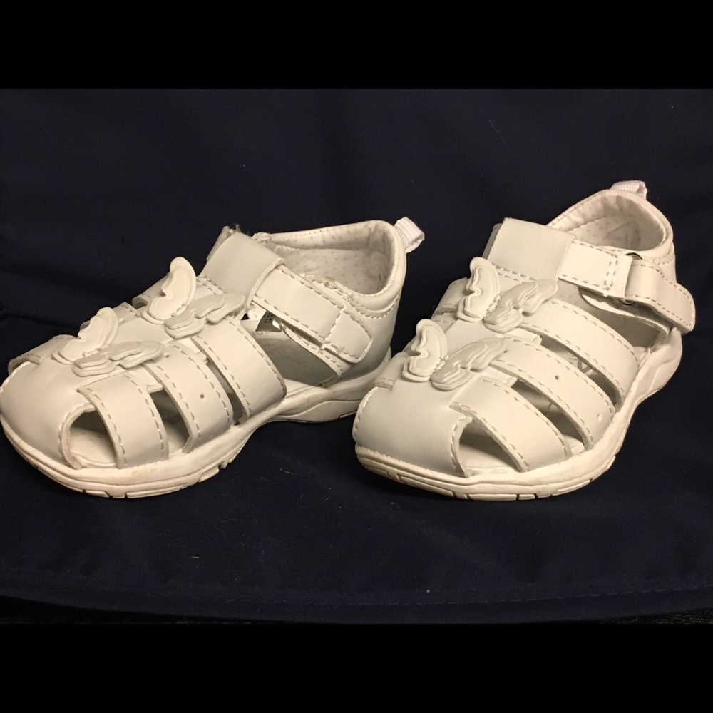 ❌❌SOLD❌❌ Healthtex Size 5 Toddler Girl Sandals