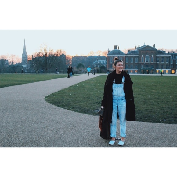 Meet your Posher, Madeline - Picture 1 of 1