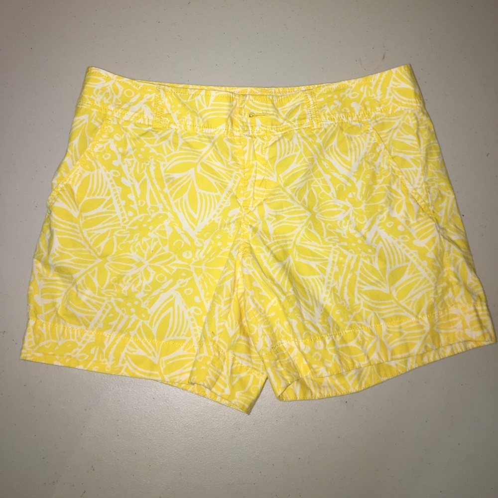 Lilly Pulitzer//Yellow Shorts//100% Cotton//Size 2