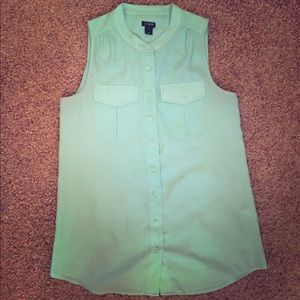 Button down J Crew sleeveless blouse