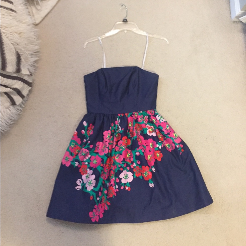 Navy blue Lilly Pulitzer strapless dress