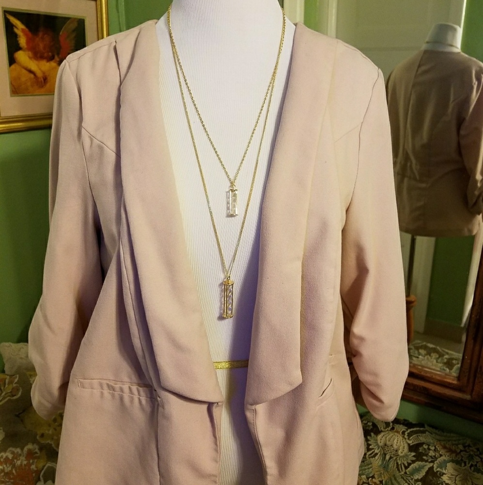 N/a ((not yet for sale)) will post info shortly