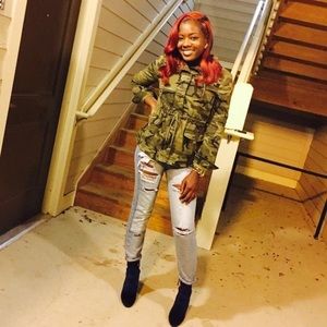 Meet your Posher, Brittany