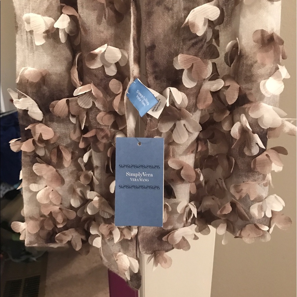 Vera wang Scarf