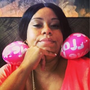 Meet your Posher, Latoya