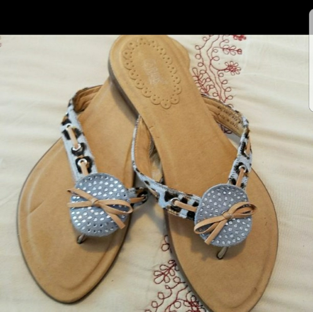 CARLOS SANTANA LEATHER SANDAL