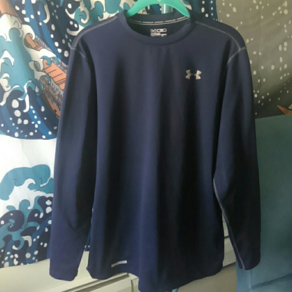 US women's long sleeved top