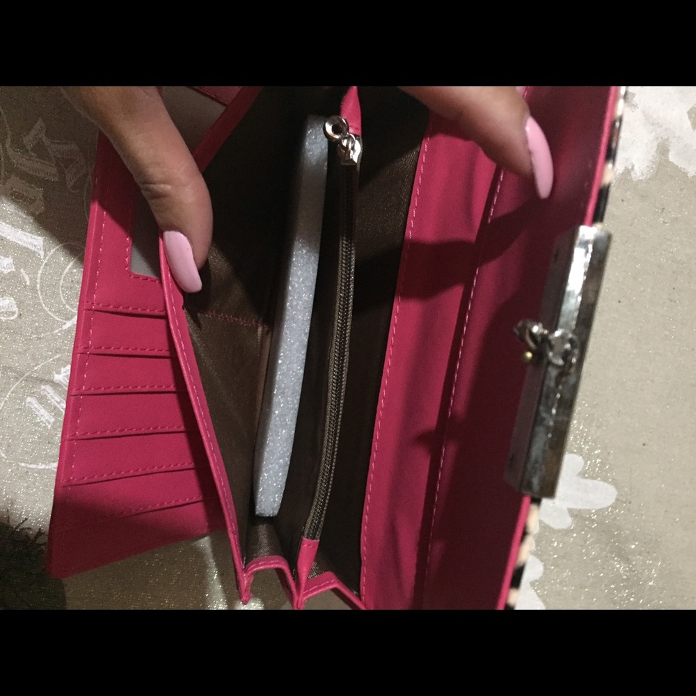 Wallet - Picture 3 of 3
