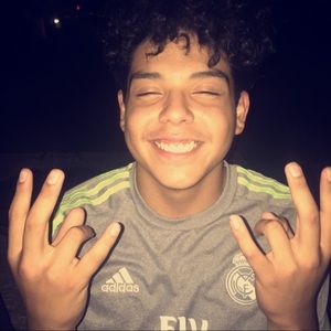 Meet your Posher, Manuel