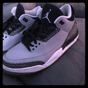 Jordan 3s wolf grey