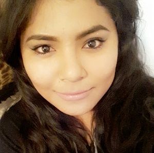 Meet your Posher, Alba