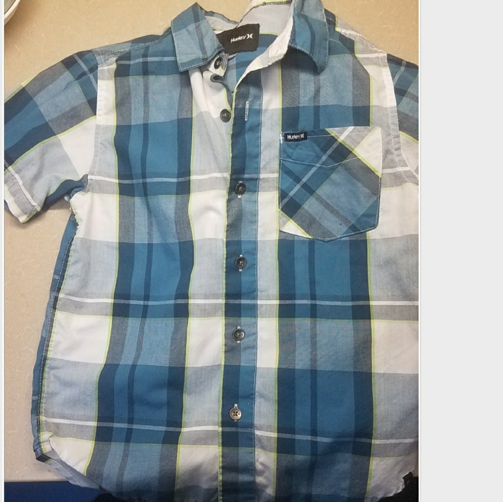 🚫🚫SOLD🛇🛇Short sleeve Shirt