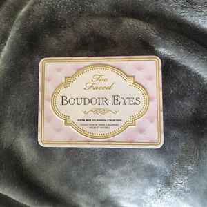 Too Faced Boudoir Eyes palette