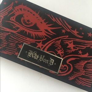 Kat Von D True Romance Eyeshadow Palette