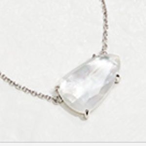 Kendra Scott Isla Necklace