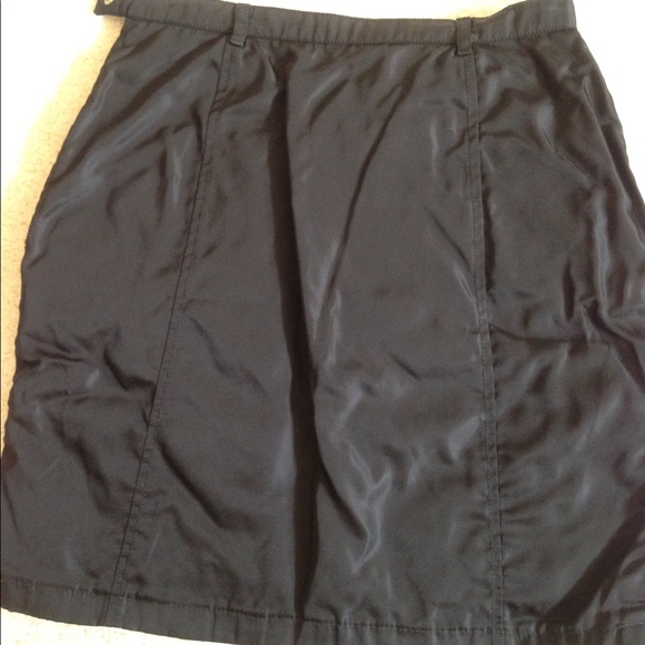 ‼️SOLD ‼️Prada skirt - Picture 4 of 4