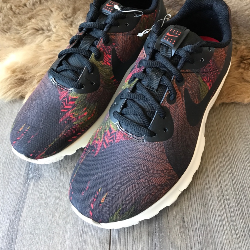 NWT Nike Air Max - Picture 6 of 6