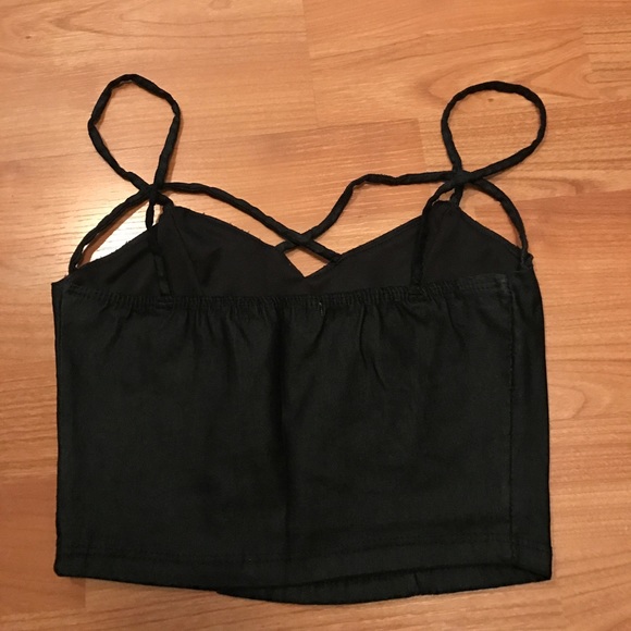Crop top - Picture 2 of 2