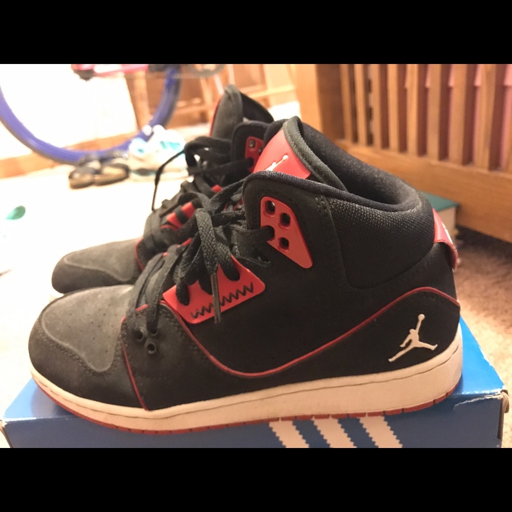 Nike Jordan. Size 5Y /235cm /EUR 37.5