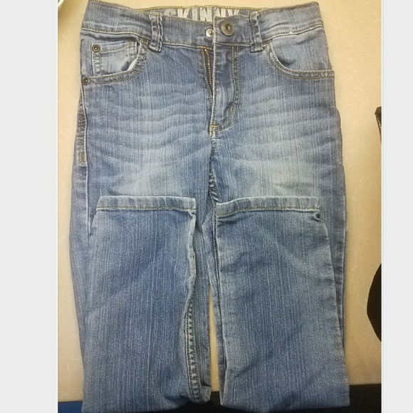 🚫🚫SOLD🛇🛇Boy skinny Jean - Picture 1 of 2