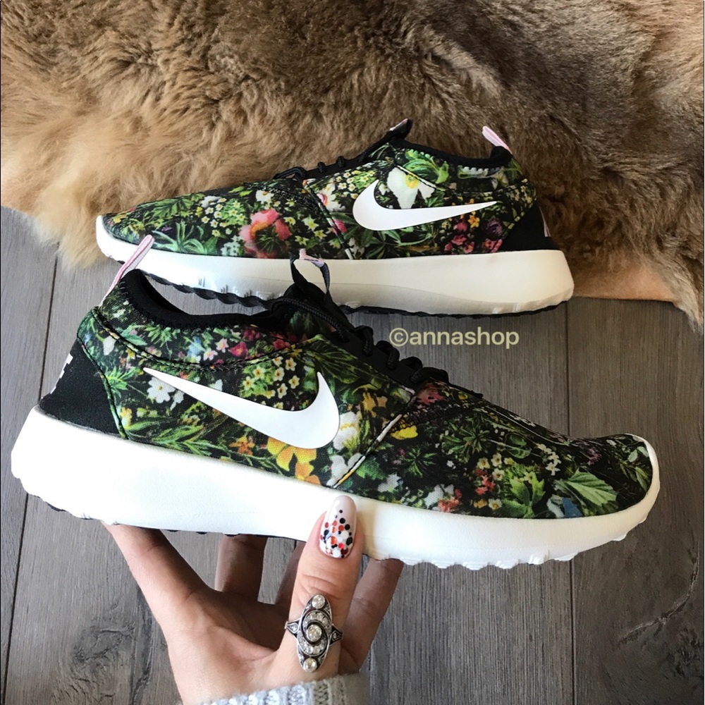 ❄️HP❄️NWT Nike juvenate Floral! Rare!! - Picture 3 of 8