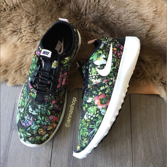 ❄️HP❄️NWT Nike juvenate Floral! Rare!! - Picture 4 of 8