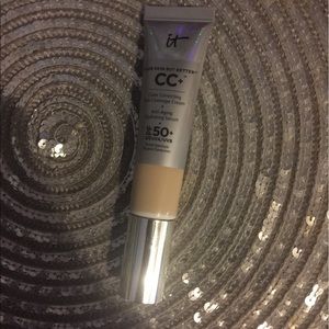 IT Cosmetics CC Cream IT Cosmetics CC Cream