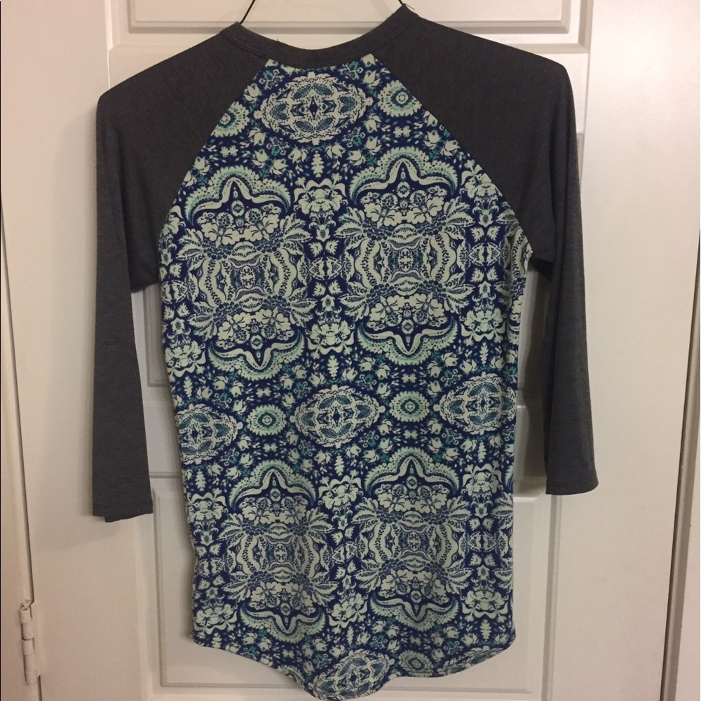 LuLaRoe Randy Top - Picture 3 of 3