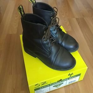 Child's Size 4 Saxon Riding Boots