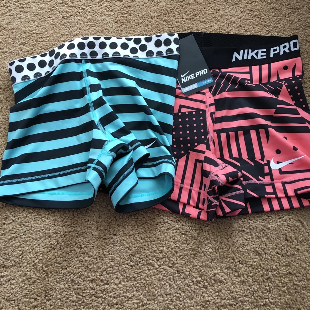 Nike pro bundle.