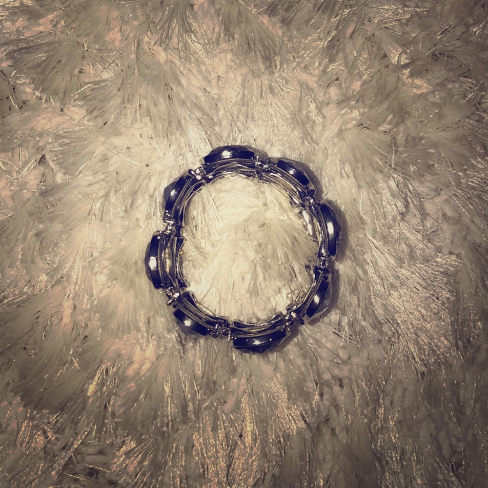 Stone bracelet. - Picture 2 of 4