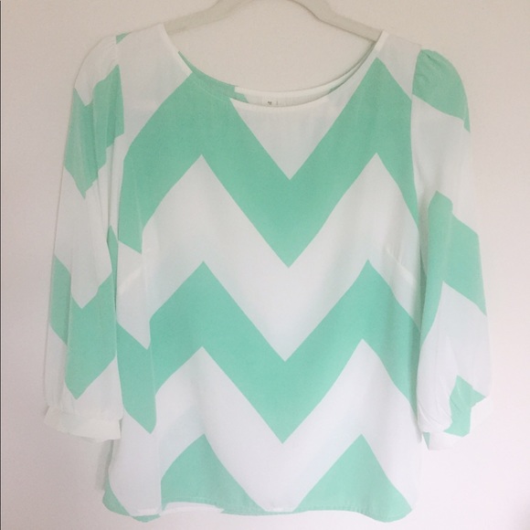 Ivy & Leo Sea Foam Green and White Chevron Blouse - Picture 2 of 3