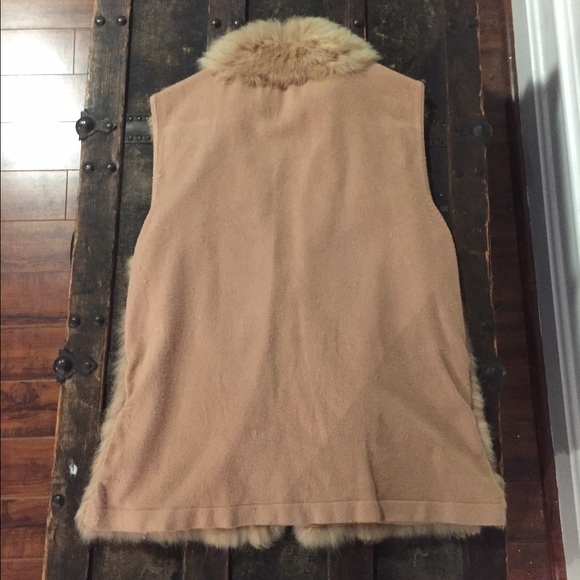 Cabo Rabbit Fur Vest - Picture 2 of 3