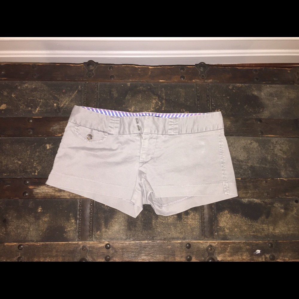 American Eagle Short Shorts