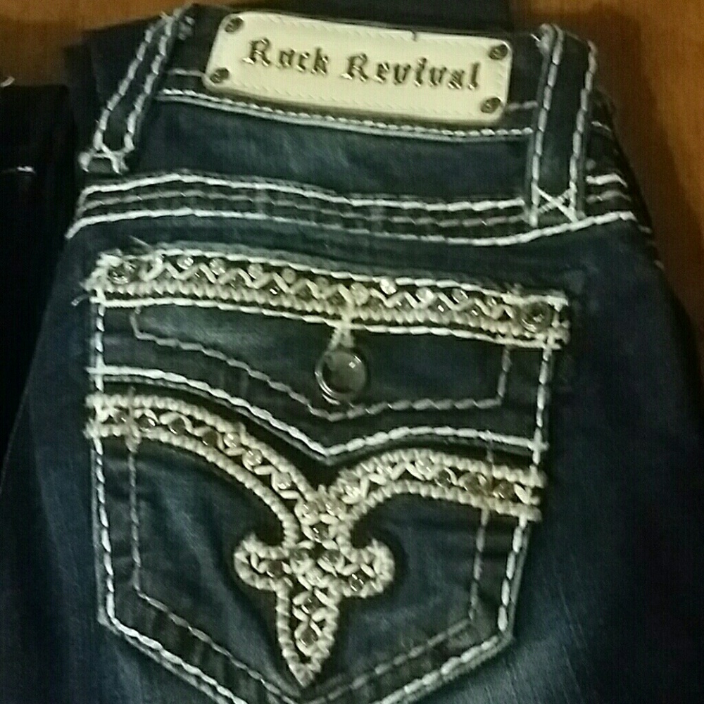 DO NOT BUY! HOLD FOR  @BRIANNAHUITING