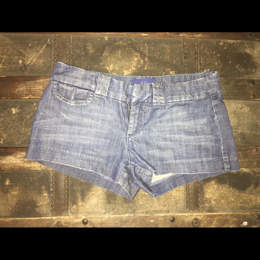 Super cute American Eagle Short Shorts!
