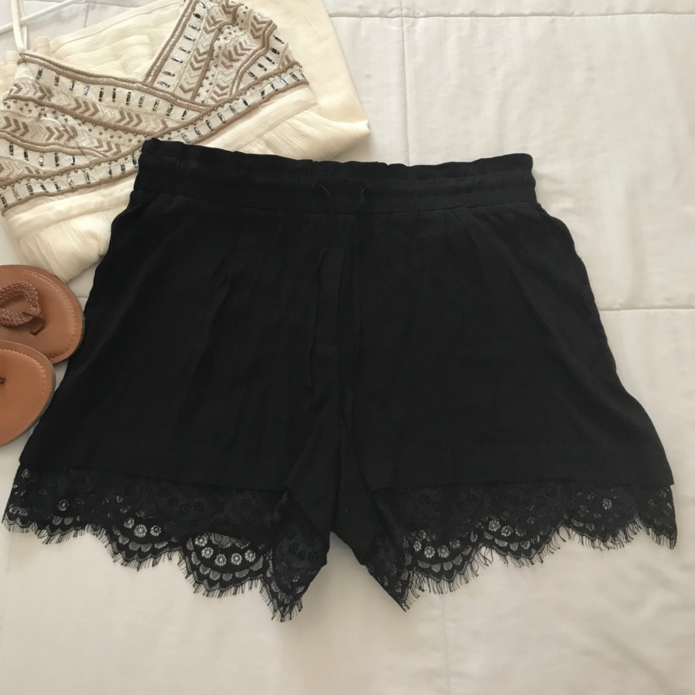High waisted Lacy black shorts