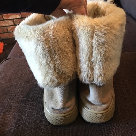 Rampage fur boots. Size 8 - Picture 3 of 6