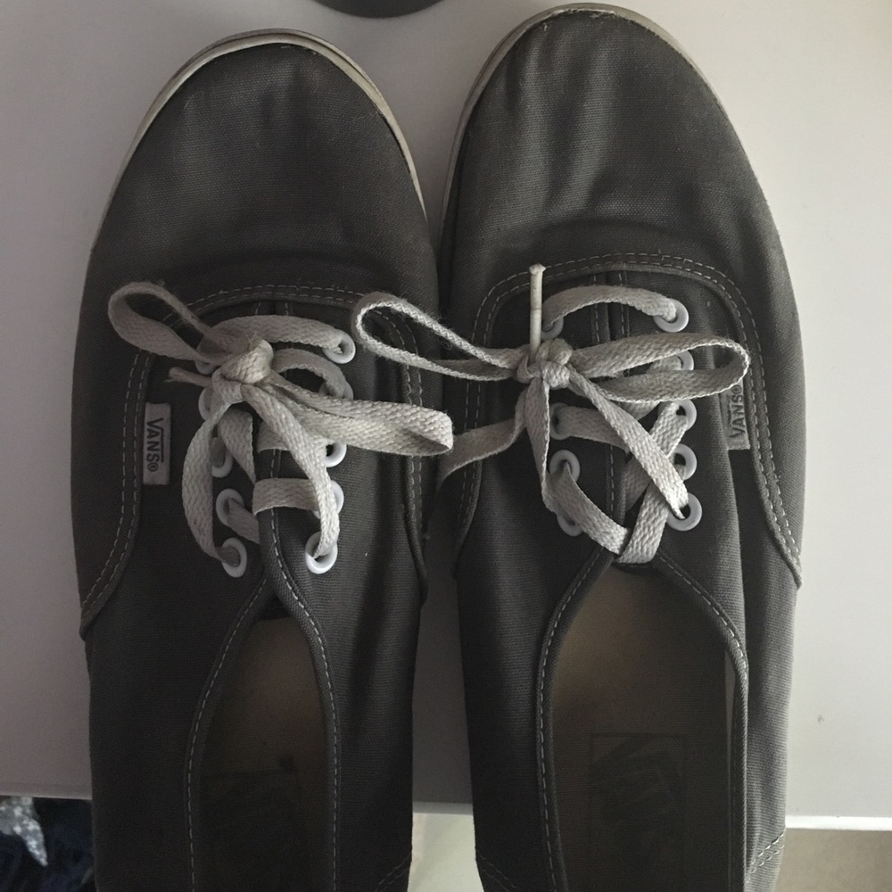 Size 10 grey vans