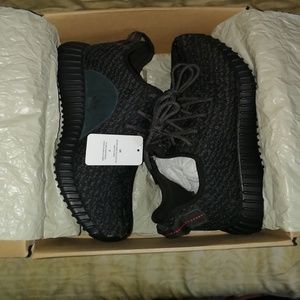 Adidas Yeezy 350 Boost "Pirate Black"