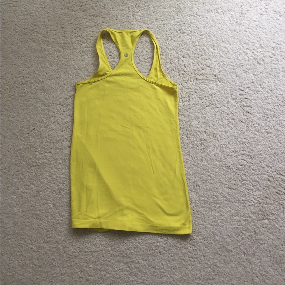 Lululemon workout tank