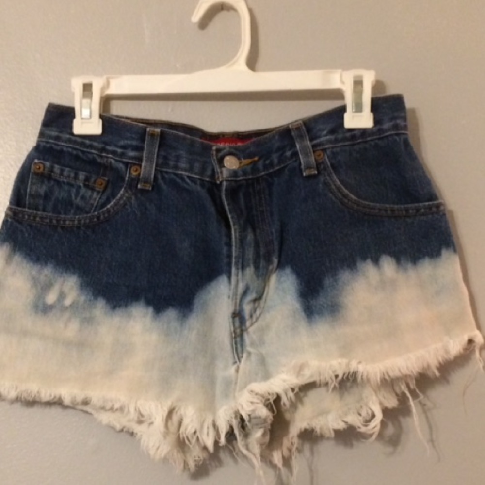 Levi's Cutoff Dip Dye Short
